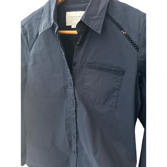 Tuckernuck THE SHIRT Rochelle Behrens The Icon Button Up Shirt Navy Size Small - Picture 5 of 9